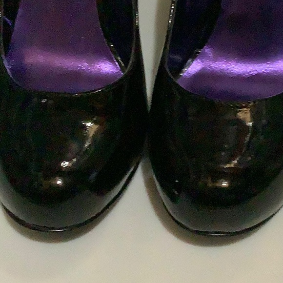 Steve Madden Trinitie Patent Leather Pump - Picture 10 of 14